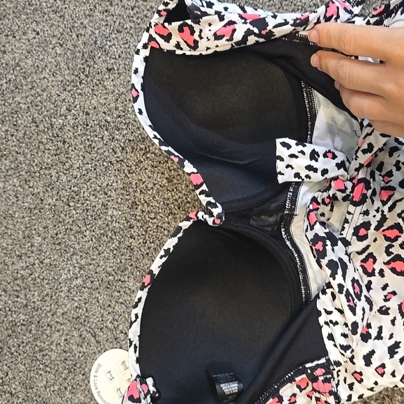 NWT Coco Reef Women Leopard Print Bra Sized 36/38C Swim Bikini - Picture 5 of 9